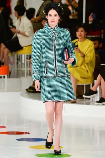 Look 14